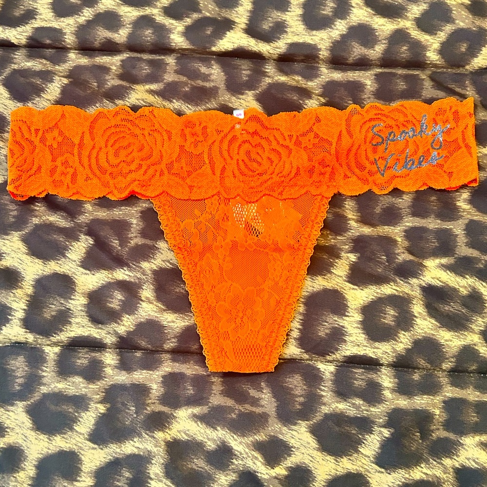 PINK Victoria’s Secret Halloween Collection Thing